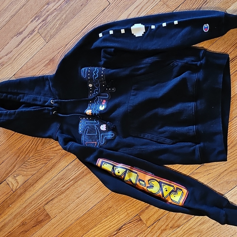 Champion Black Pac-Man Hoodie Size XS